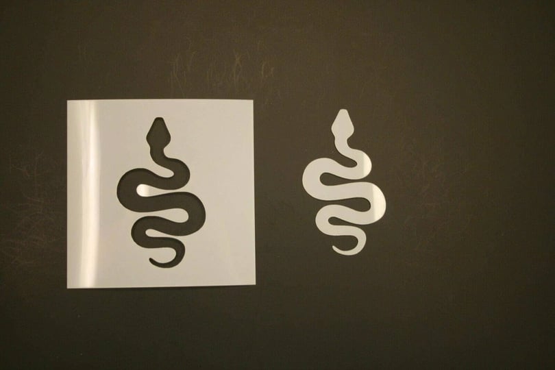 4-snake-reusable-mylar-stencil-art-supplies-crafts-scrapbooking-painting-on-the-wall-wood-glass-1