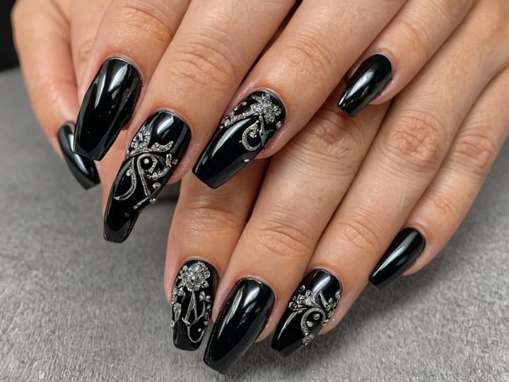 Black-Acrylic-Nails-3