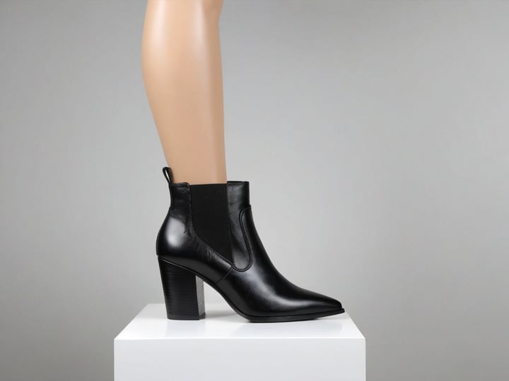 Black-Heeled-Ankle-Boots-6