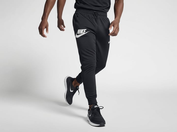 Black-Nike-Joggers-5
