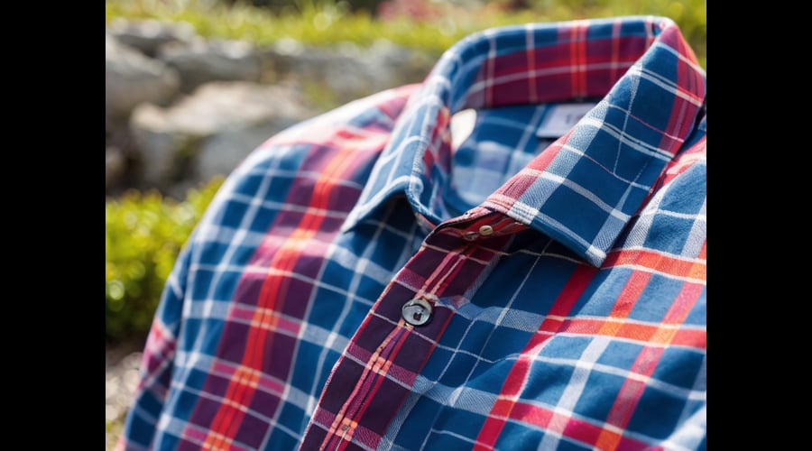 Dress up your wardrobe with our top blue plaid shirts, featuring precise tailoring and premium fabrics for lasting style. Our guide helps you find the perfect fit and pattern for your taste.