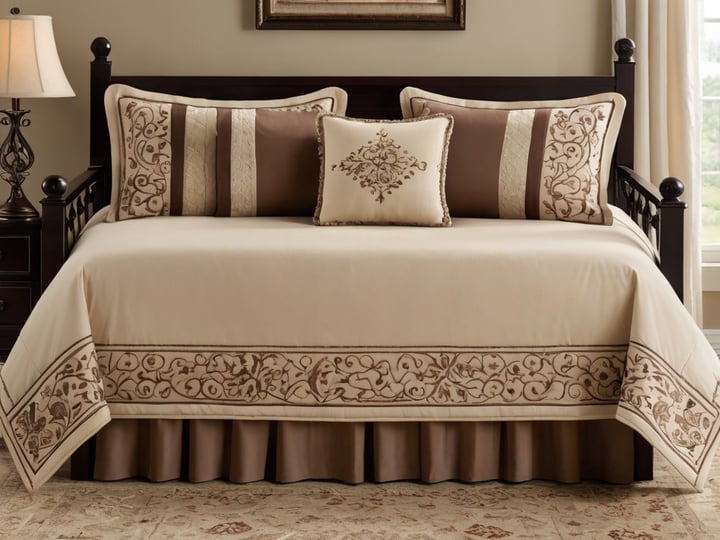Daybed-Comforter-Set-4