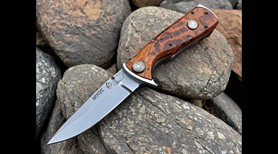 Our drop point hunting knife roundup highlights the most reliable and versatile options available today, comparing features like blade geometry, material durability, and handle designs to help you choose the perfect blade for your hunting needs.