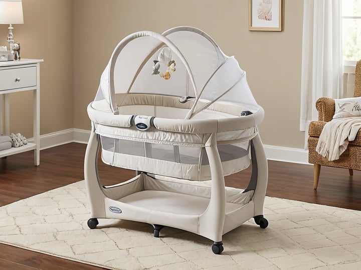 Graco-Dream-Suite-Bassinet-4