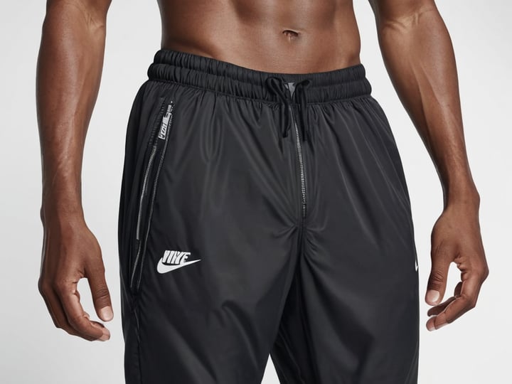 Nike-Parachute-Pants-for-Men-4