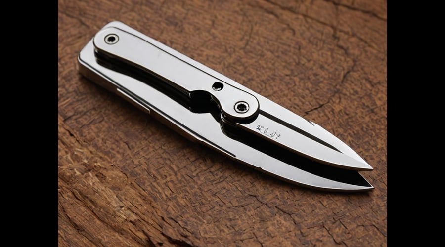 Our Razor Blade Pocket Knife roundup examines the best small folding knives featuring sharp, reliable blades. This guide helps you choose the perfect compact blade for everyday carry or emergency situations.