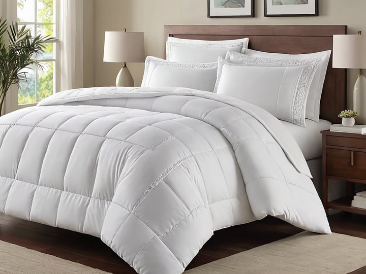 White-Comforter-2