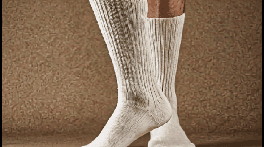 Discover the top merino wool socks available in white, perfect for providing cozy comfort and natural breathability in any season.
