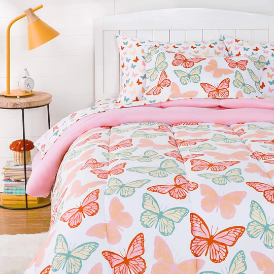 amazon-basics-kids-easy-wash-microfiber-bed-in-a-bag-bedding-set-twin-butterfly-friends-1