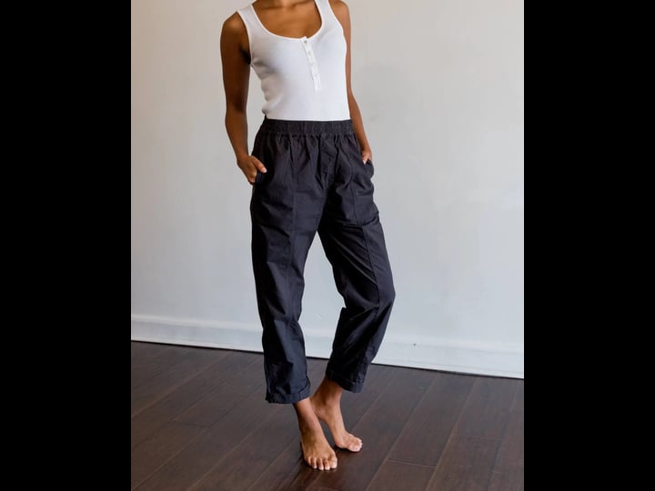amo-pam-pull-on-parachute-pant-in-vintage-black-s-1