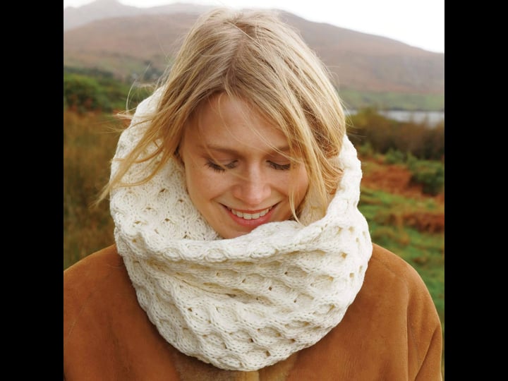 aran-woollen-mills-merino-wool-honeycomb-irish-snood-scarf-natural-1