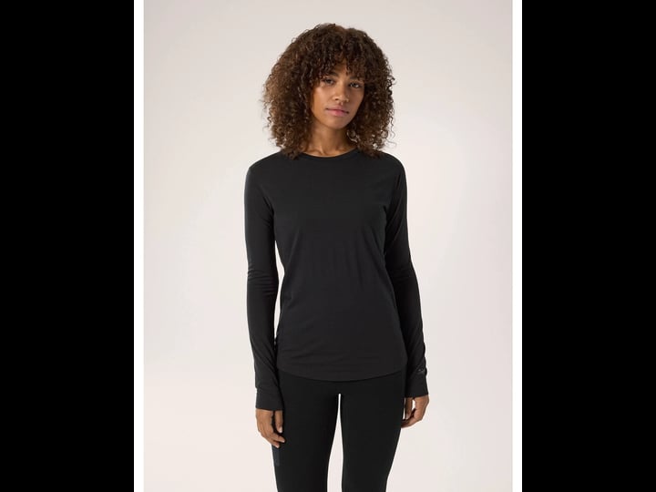 arcteryx-rho-merino-wool-long-sleeve-crew-womens-clothing-black-md-1