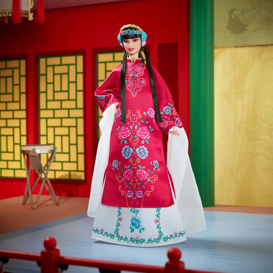 barbie-signature-2024-lunar-new-year-doll-1