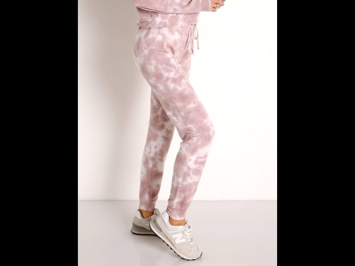 beyond-yoga-garment-dye-lounge-around-jogger-womens-rose-cloud-dye-l-1