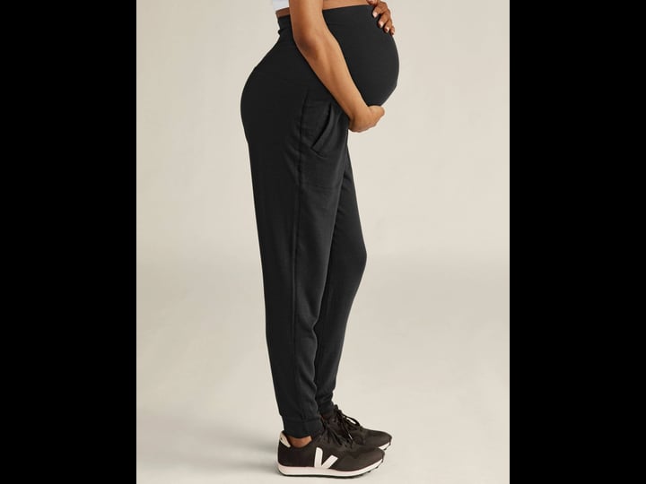 beyond-yoga-hold-me-close-maternity-sweatpant-black-xl-1