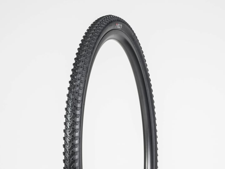 bontrager-lt3-hybrid-tire-700c-1