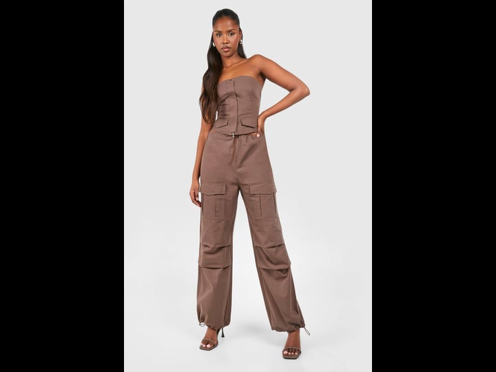 boohoo-low-rise-wide-leg-parachute-cargo-pants-1