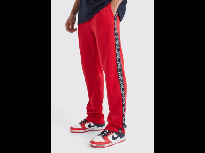 boohooman-mens-tape-side-tricot-jogger-red-1