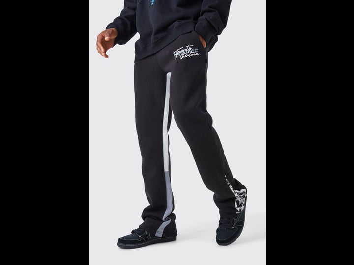 boohooman-slim-stacked-flare-star-print-gusset-jogger-1