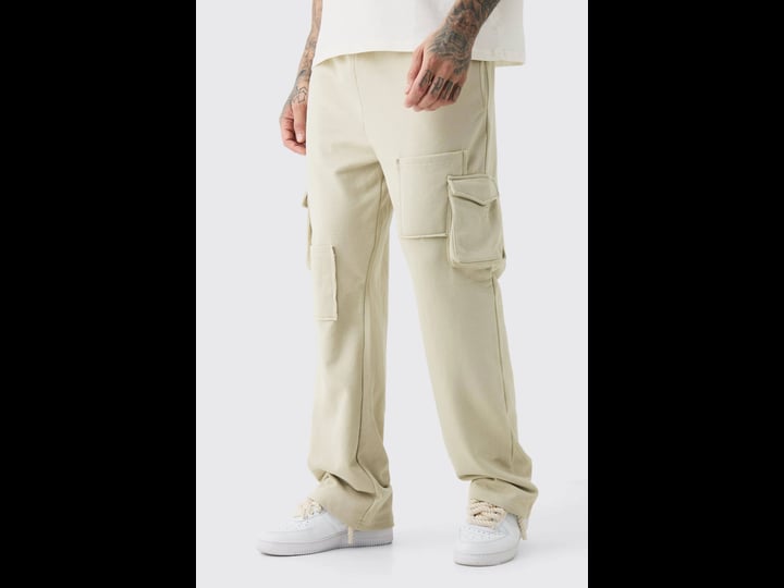 boohooman-tall-plus-size-relaxed-heavyweight-cargo-jogger-1