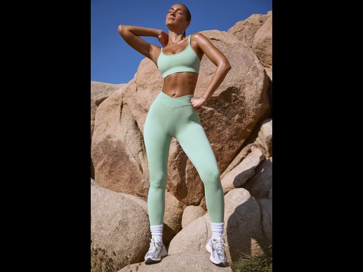 botee-high-waist-flexirib-leggings-in-mint-green-m-1