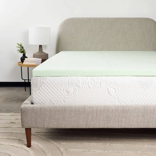 bridgevine-home-2-inch-full-size-cool-gel-memory-foam-mattress-topper-1