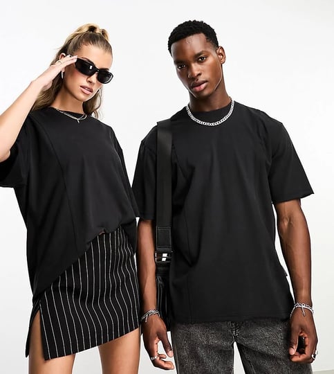 calvin-klein-jeans-seaming-t-shirt-in-black-exclusive-to-asos-1