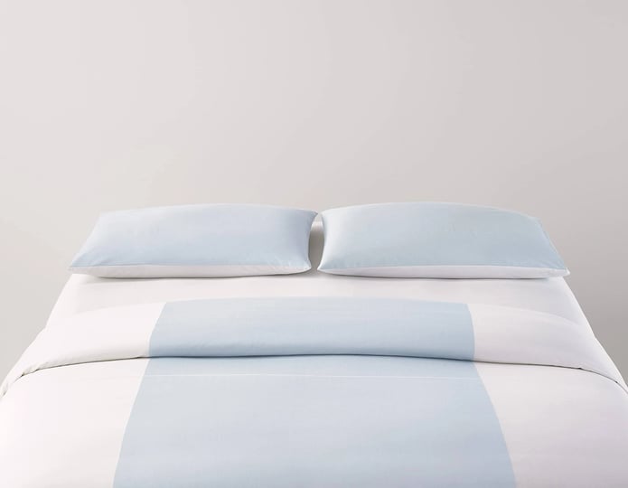calvin-klein-sara-queen-duvet-cover-set-in-light-blue-1