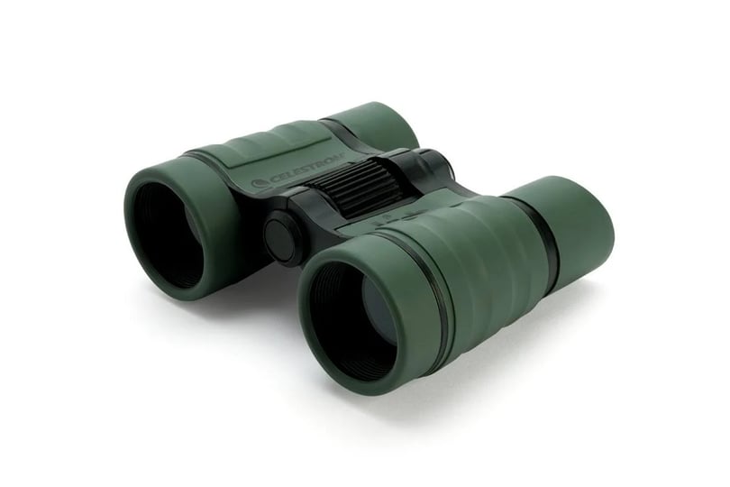 celestron-kids-4x30-binocular-1