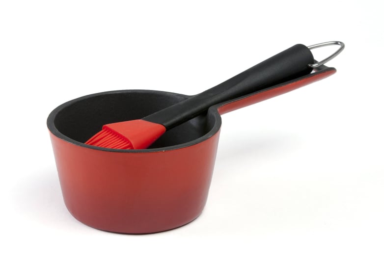 charcoal-companion-cast-iron-sauce-pot-basting-brush-1