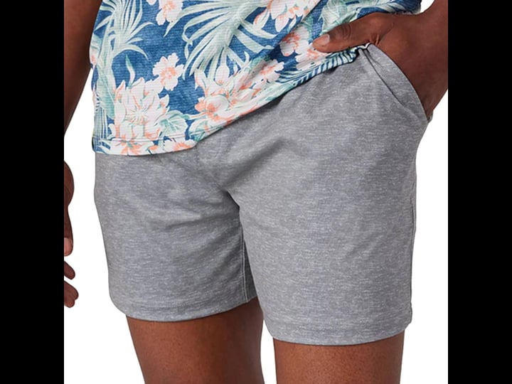 chubbies-mens-movementum-5-5-shorts-1