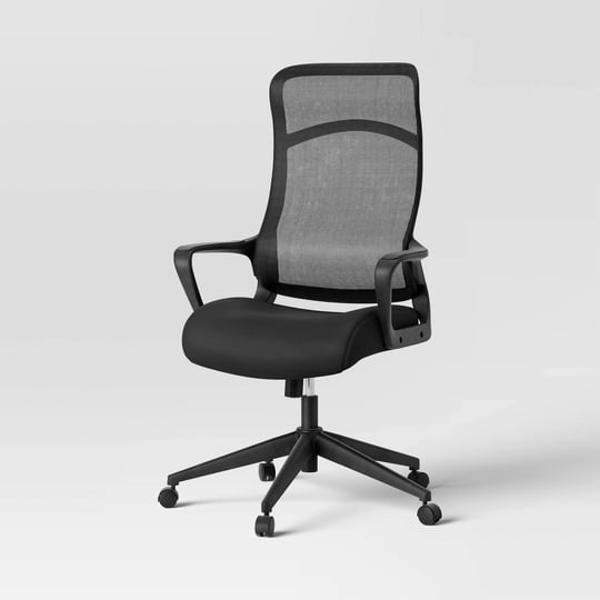 comfort-office-chair-black-room-essentials-1