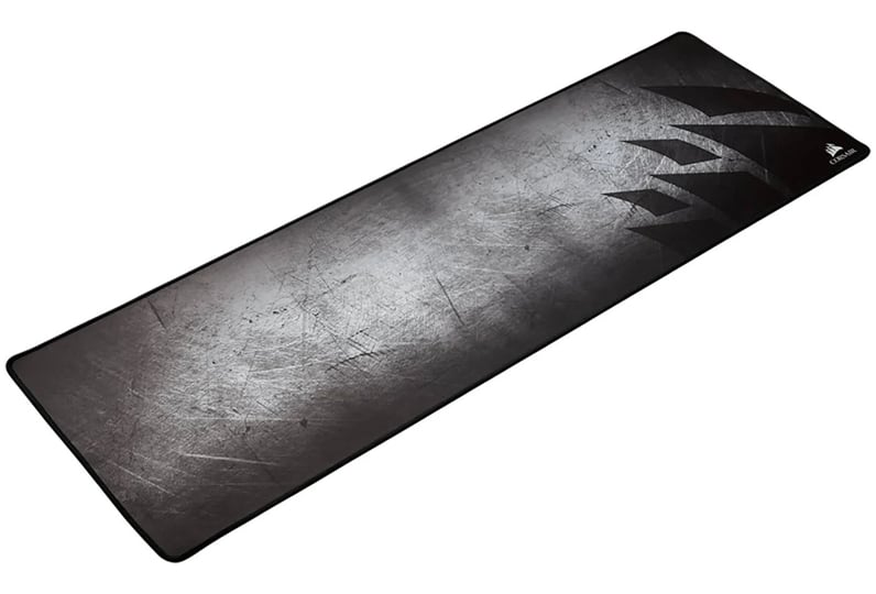 corsair-mm300-anti-fray-cloth-extended-gaming-mouse-mat-1