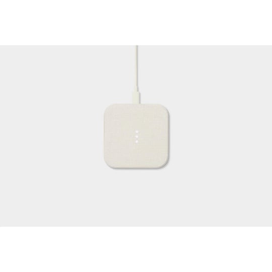 courant-catch-1-essentials-wireless-charger-natural-1