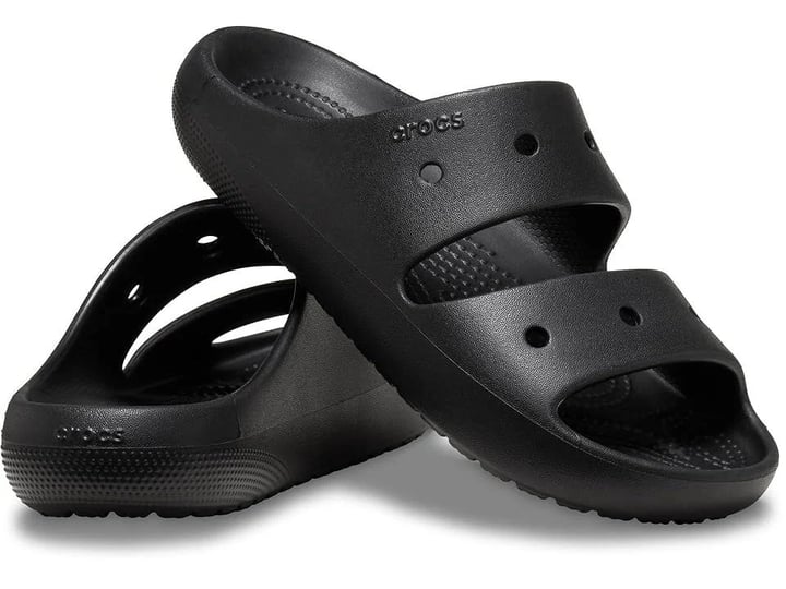 crocs-classic-sandal-v2-shoes-black-mens-2-womens-4-medium-1