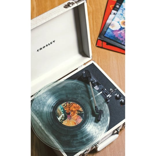 crosley-furniture-executive-record-player-in-sand-1