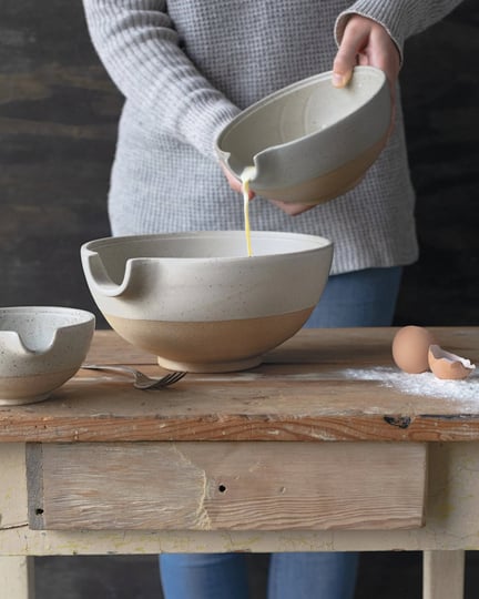 danica-heirloom-element-collection-9-75-large-mixing-bowl-maison-1
