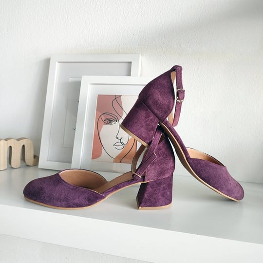 dark-purple-suede-block-heels-pumps-leather-shoes-with-ankle-strap-v-cut-pointy-toe-short-heel-close-1