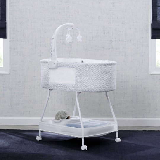 delta-children-sweet-slumber-bassinet-garden-path-1