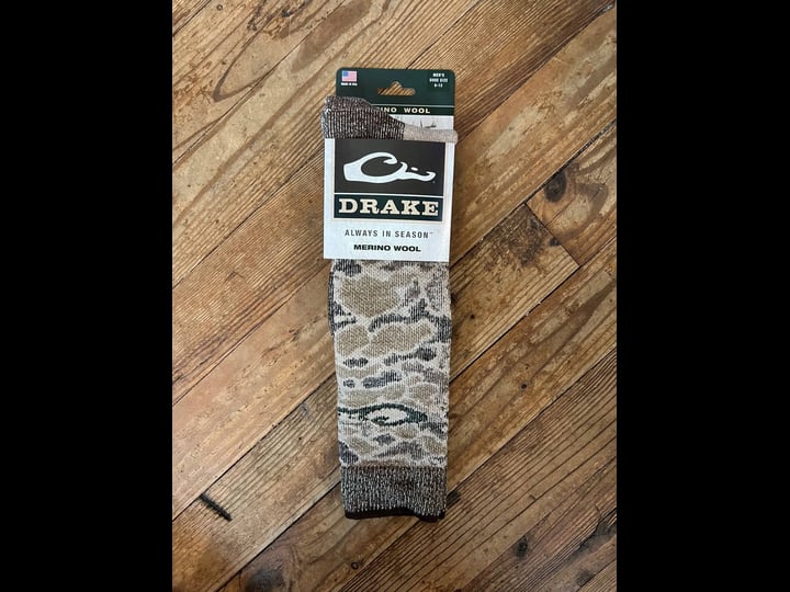 drake-tall-heavyweight-merino-wool-boot-socks-mens-old-school-camo-large-1