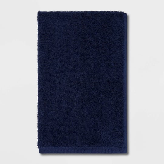 everyday-hand-towel-navy-room-essentials-1
