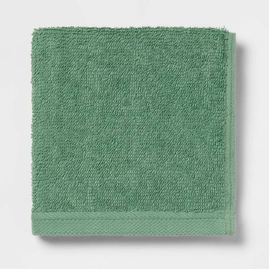 everyday-washcloth-light-green-room-essentials-1