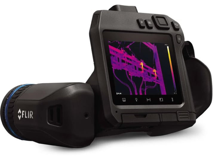 flir-t840-thermal-camera-with-viewfinder-82501-202