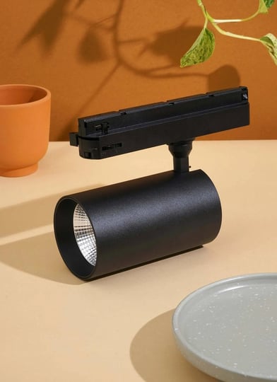 highland-by-soltech-black-led-grow-light-for-living-walls-plants-indoor-track-lighting-1