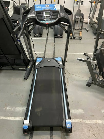 horizon-cst-3-5-folding-treadmill-for-home-gym-1