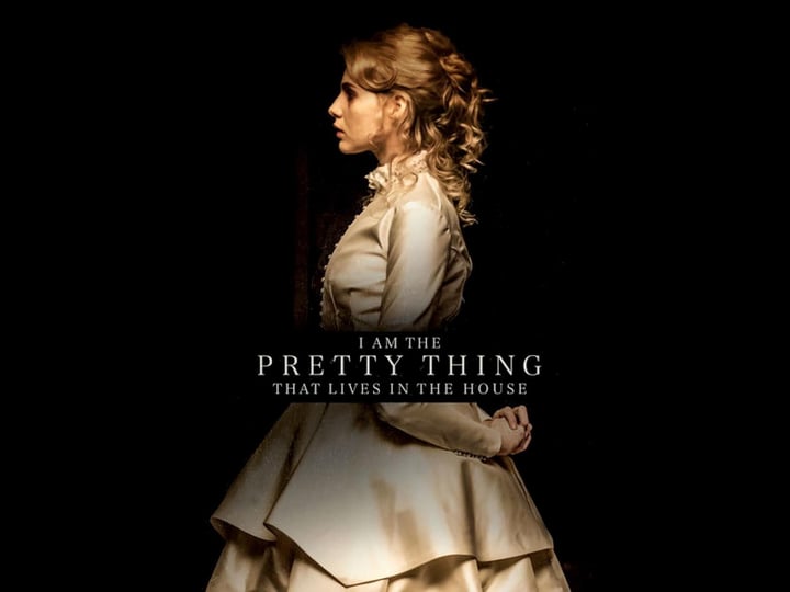 i-am-the-pretty-thing-that-lives-in-the-house-tt5059406-1