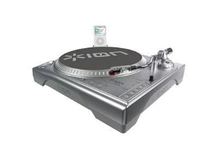 ion-lp-dock-turntable-with-ipod-cradle-1