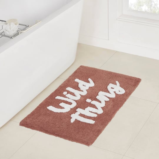 jade-oake-wild-thing-rust-tufted-bath-rug-pink-20-x-32-1