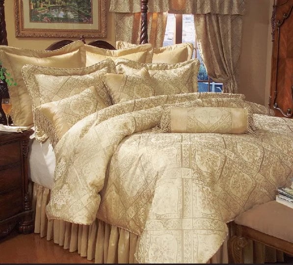 kinglinen-9-piece-king-gold-imperial-comforter-set-1