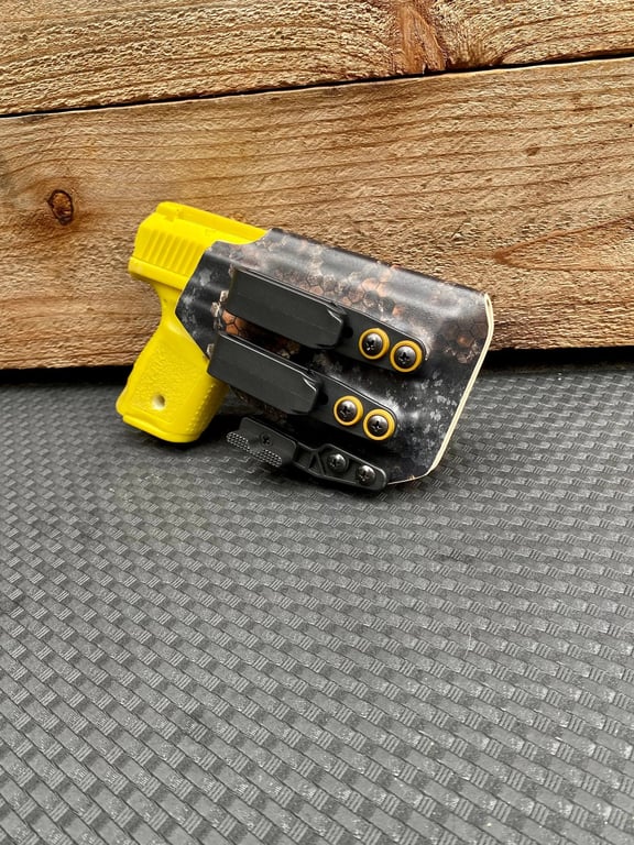 kiowa-2-0-light-bearing-holster-for-canik-tp9-elite-sub-compact-1